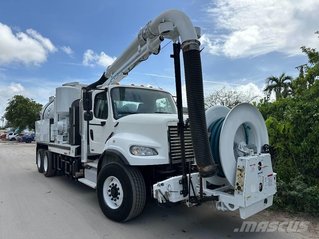 Freightliner M2 Kombinované/Čerpacie cisterny