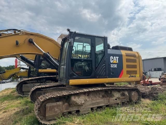 CAT 323 E Pásové rýpadlá