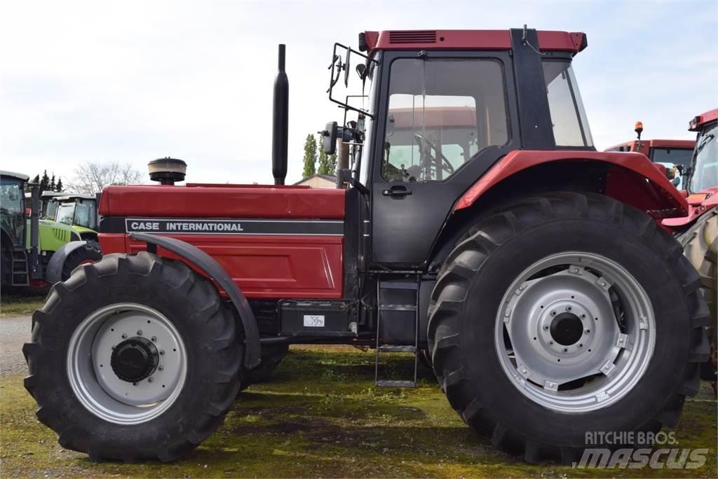 Case IH 1455 XLA Traktory