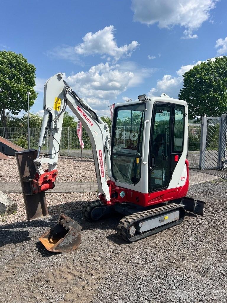 Takeuchi TB 216 Mini rýpadlá < 7t