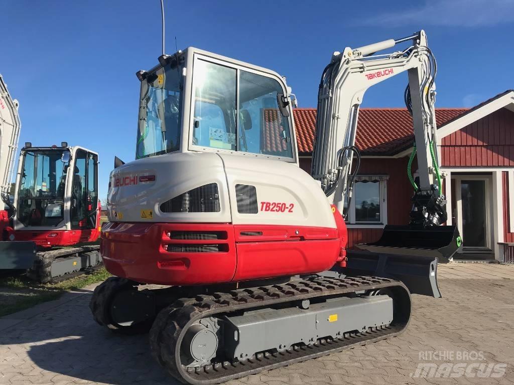 Takeuchi TB250-2 Mini rýpadlá < 7t