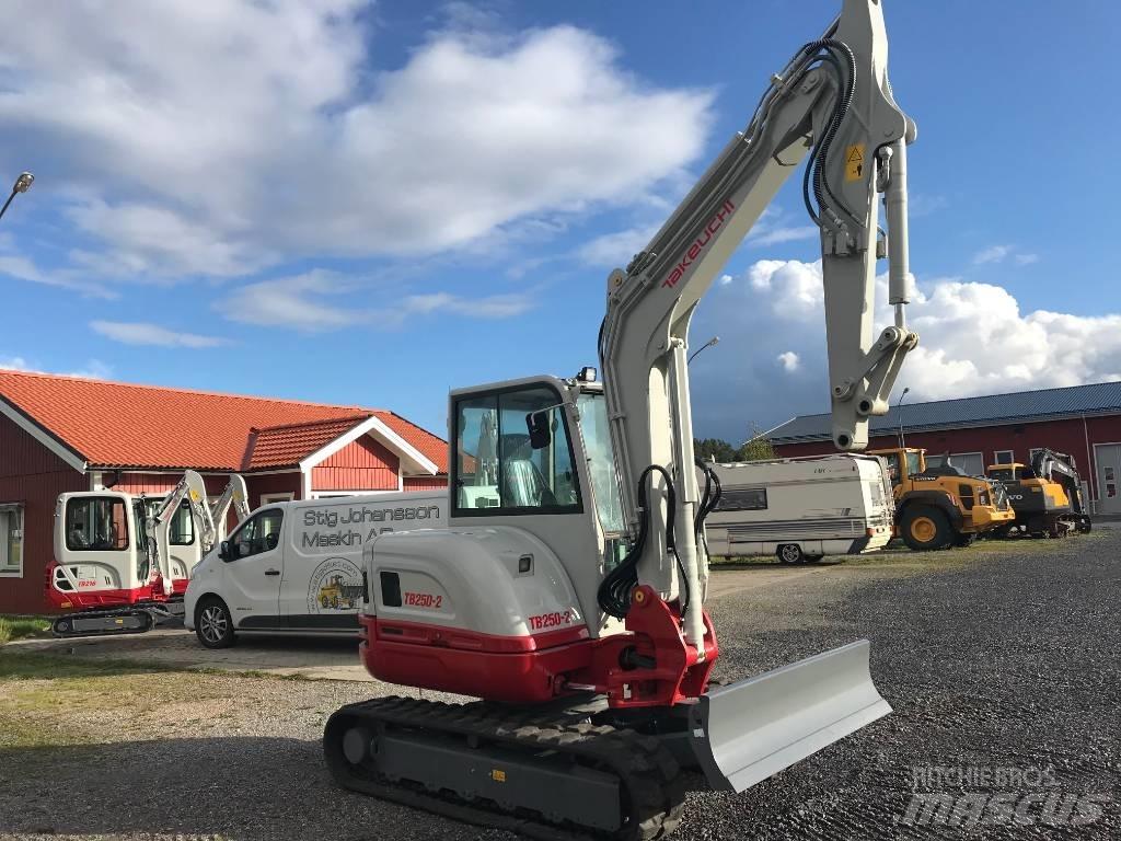 Takeuchi TB250-2 Mini rýpadlá < 7t