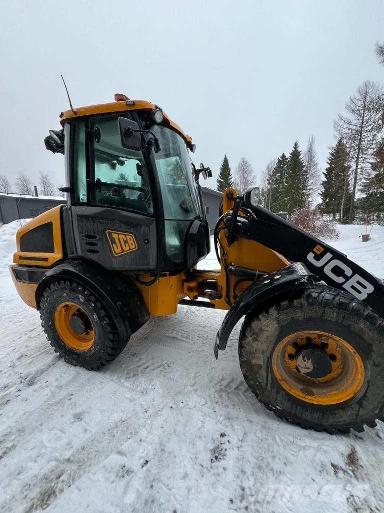 JCB 409 Kolesové nakladače