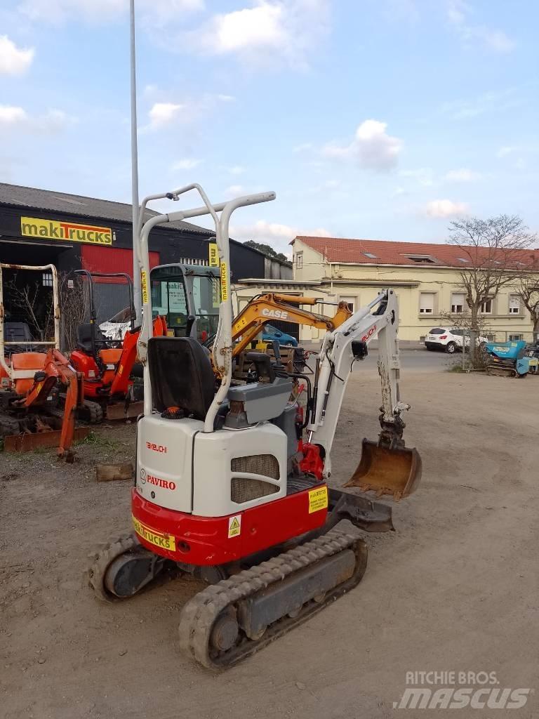 Takeuchi TB210R Mini rýpadlá < 7t