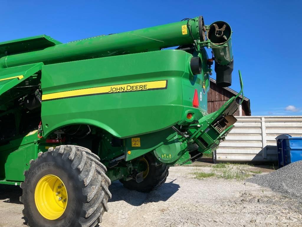 John Deere S790 Kombinované zberacie stroje