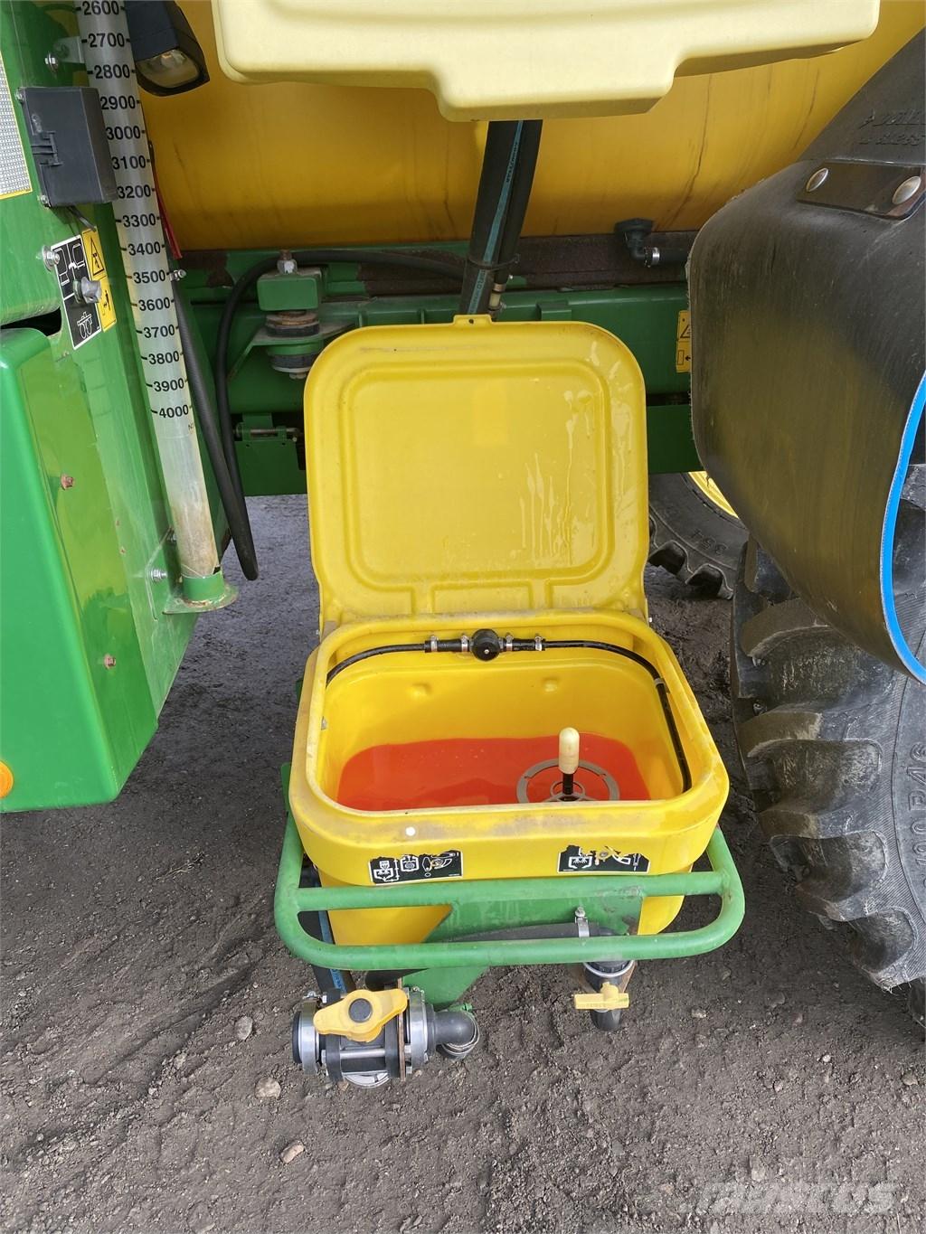 John Deere 5430 I Samohybné postrekovače