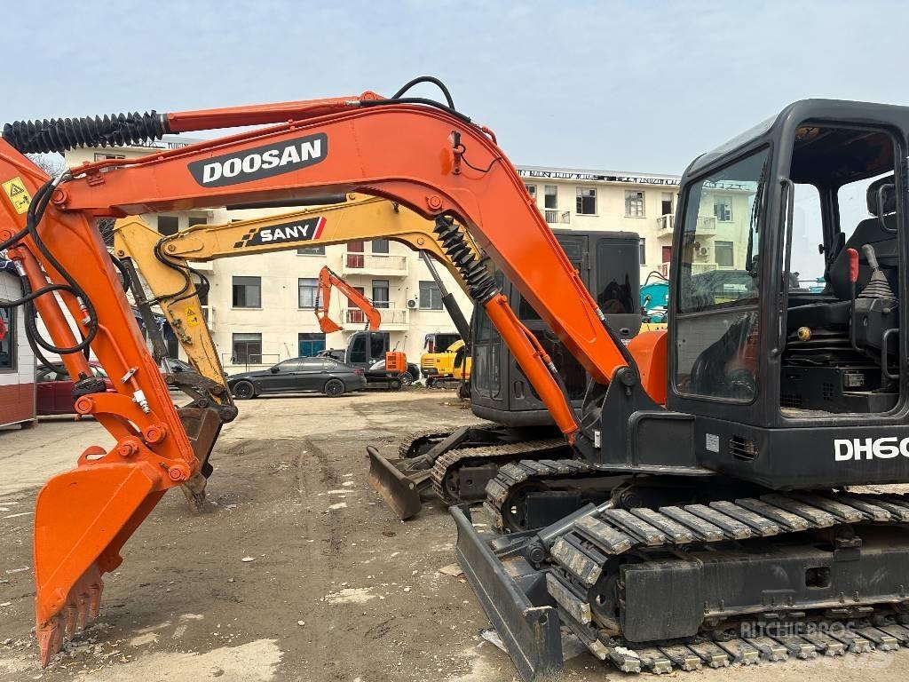 Doosan DH 60-7 Pásové rýpadlá