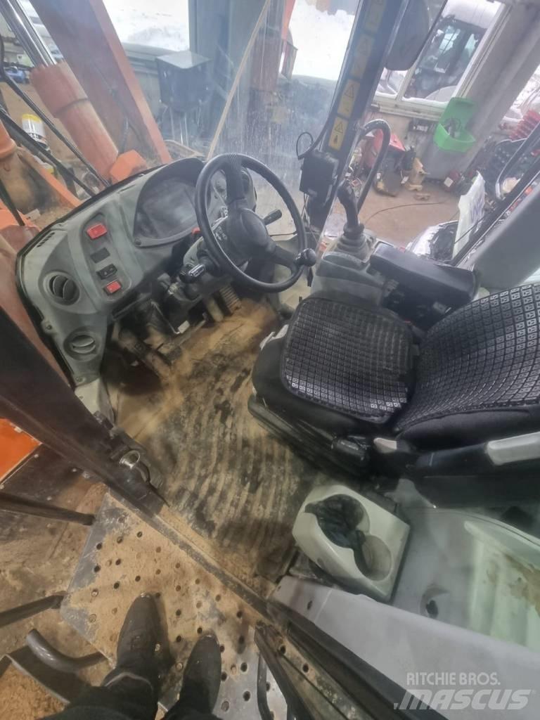Hitachi ZW 310-6 Kolesové nakladače