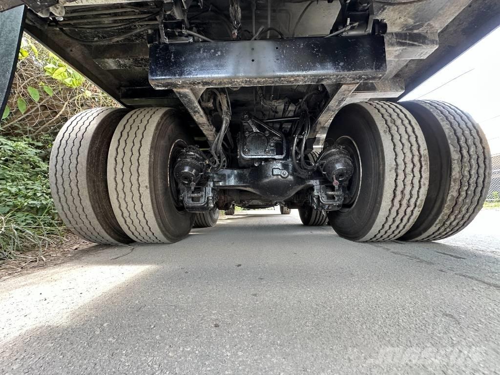 Mack MR613 Smetiarske vozidlá