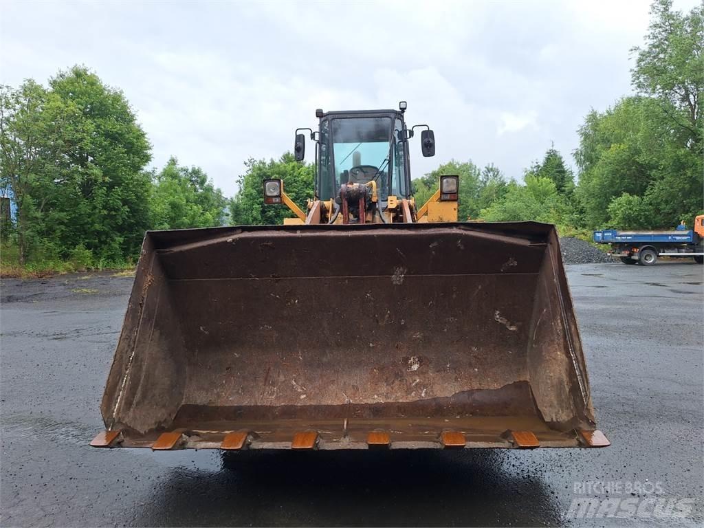 CASE 821 4X4 Stavebníctvo - ostatné