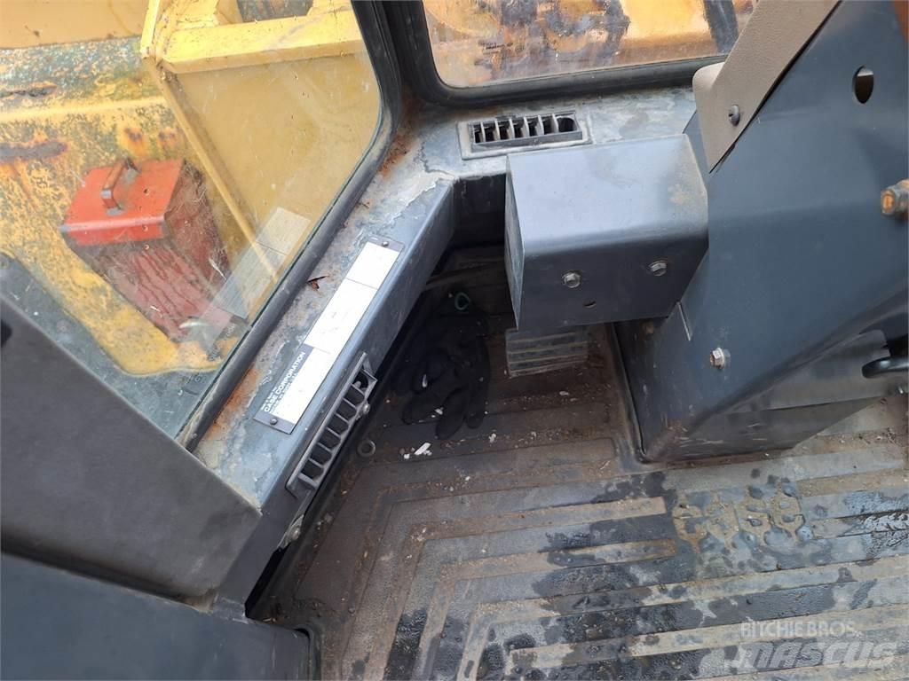 CASE 821 4X4 Stavebníctvo - ostatné