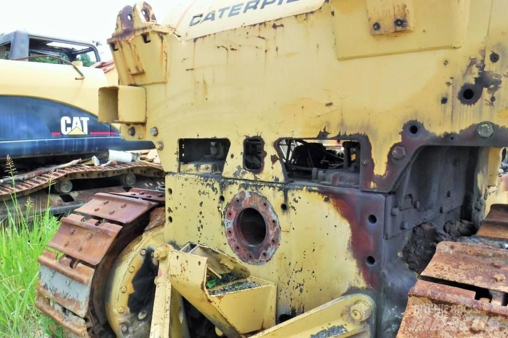 CAT D 8 K Pásové dozéry