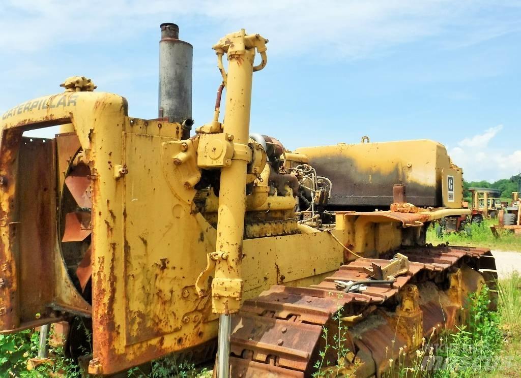 CAT D 8 K Pásové dozéry