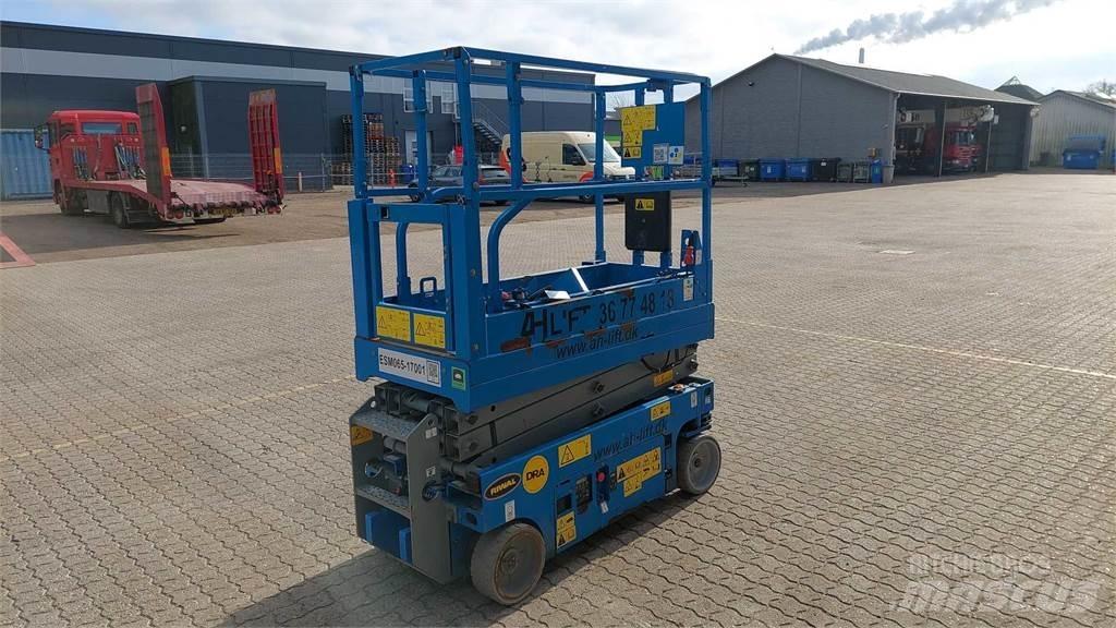 Genie GS1532 Nožnicové zdvíhacie plošiny