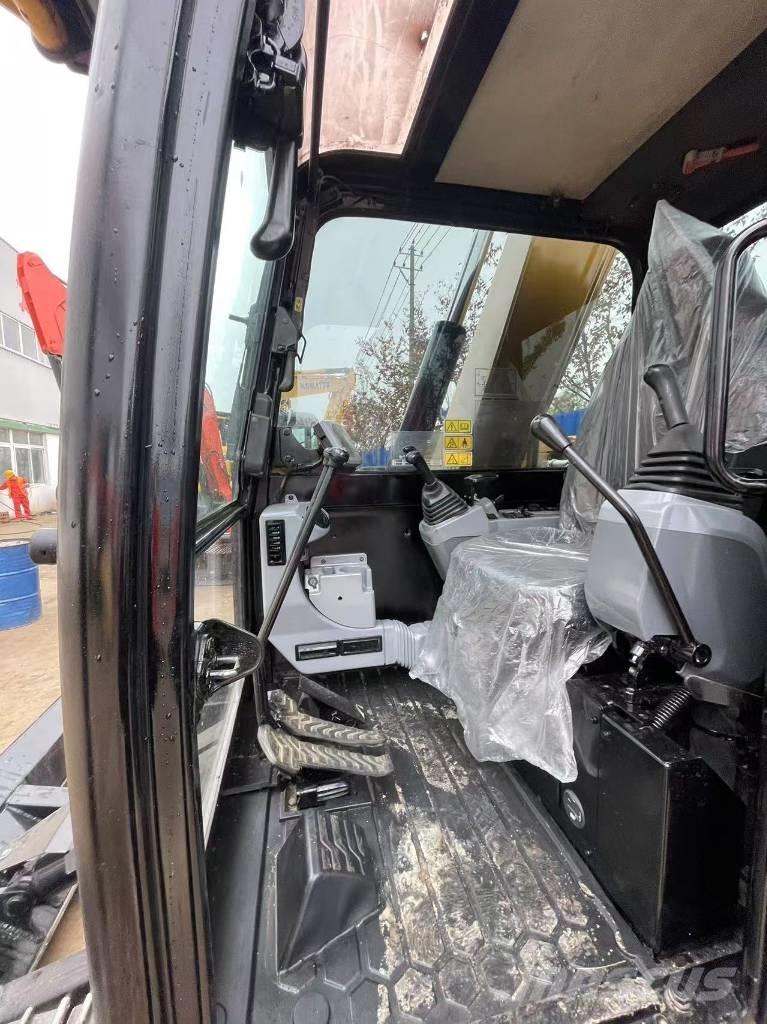 CAT 308 Mini rýpadlá < 7t