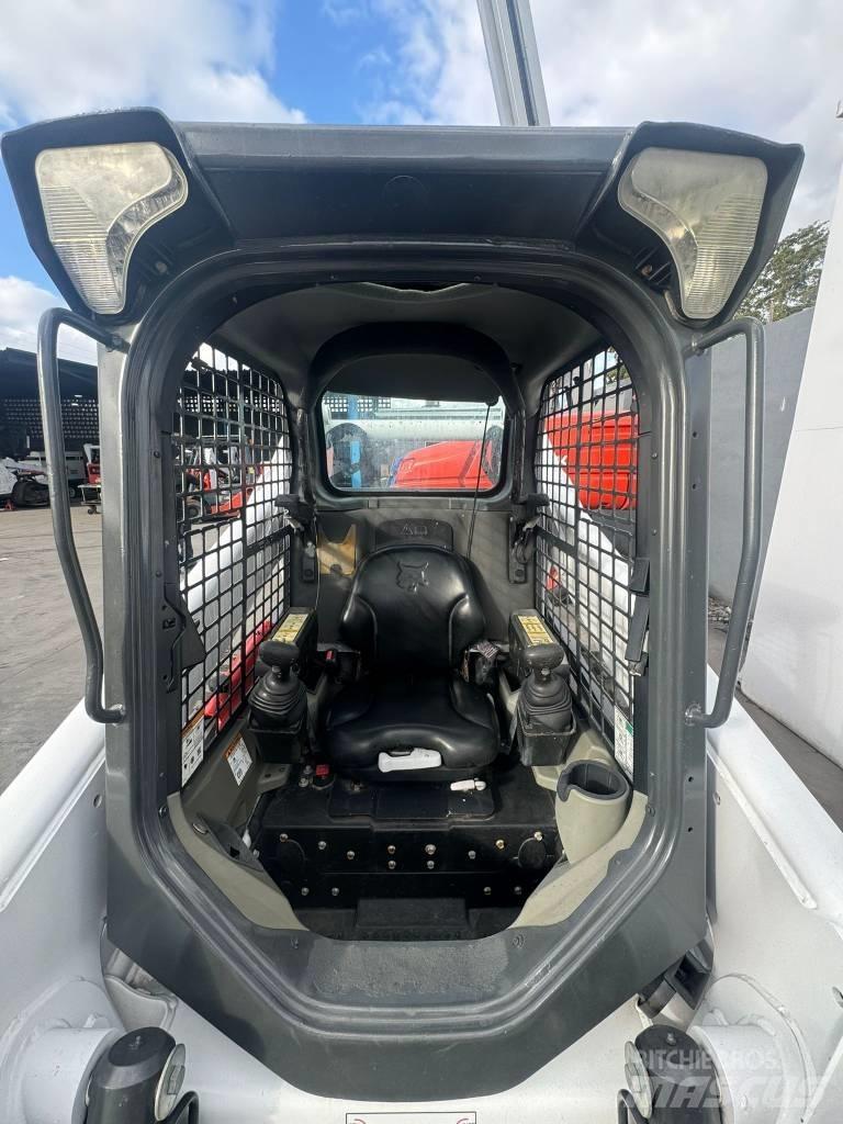 Bobcat T 740 Šmykom riadené nakladače