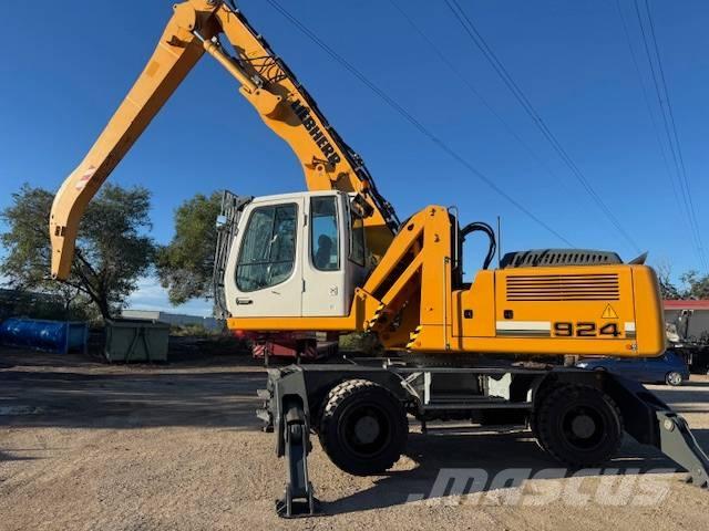 Liebherr A 924 C Stroje pre manipuláciu s odpadom