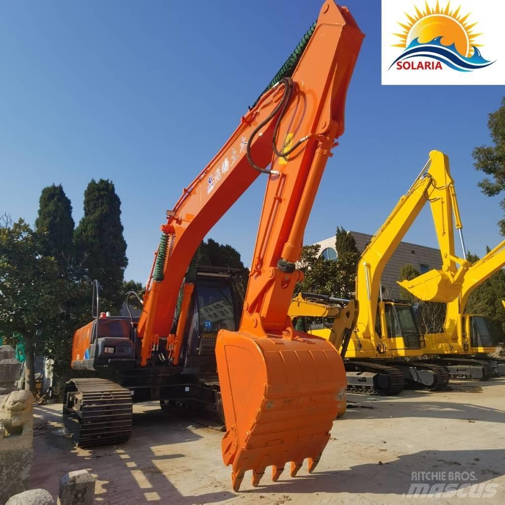 Hitachi ZX 200 Pásové rýpadlá