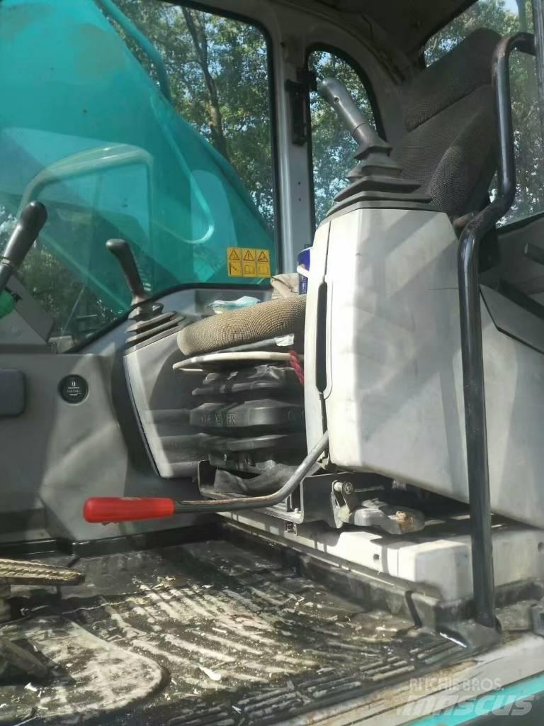 Kobelco SK 330 Pásové rýpadlá