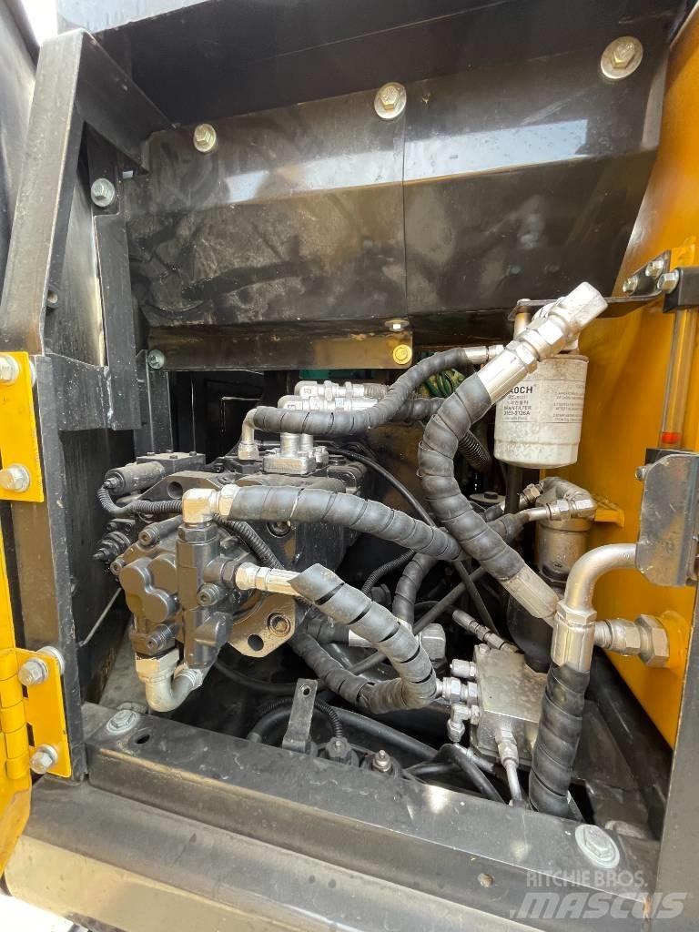 Volvo EC 140 Midi rýpadlá 7 t - 12 t