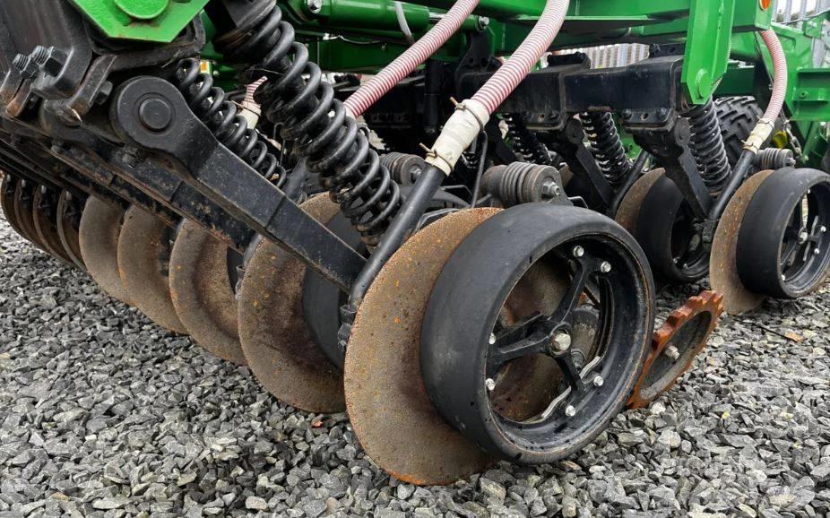 John Deere 750 A Mechanické sejačky