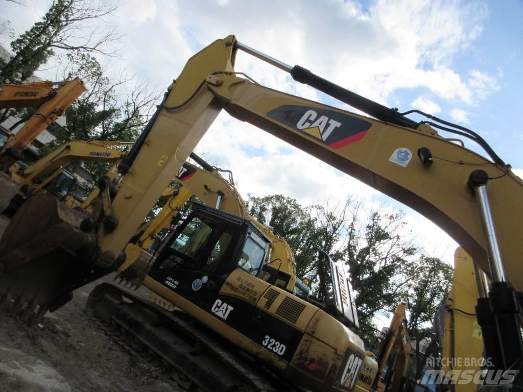CAT 326 Pásové rýpadlá