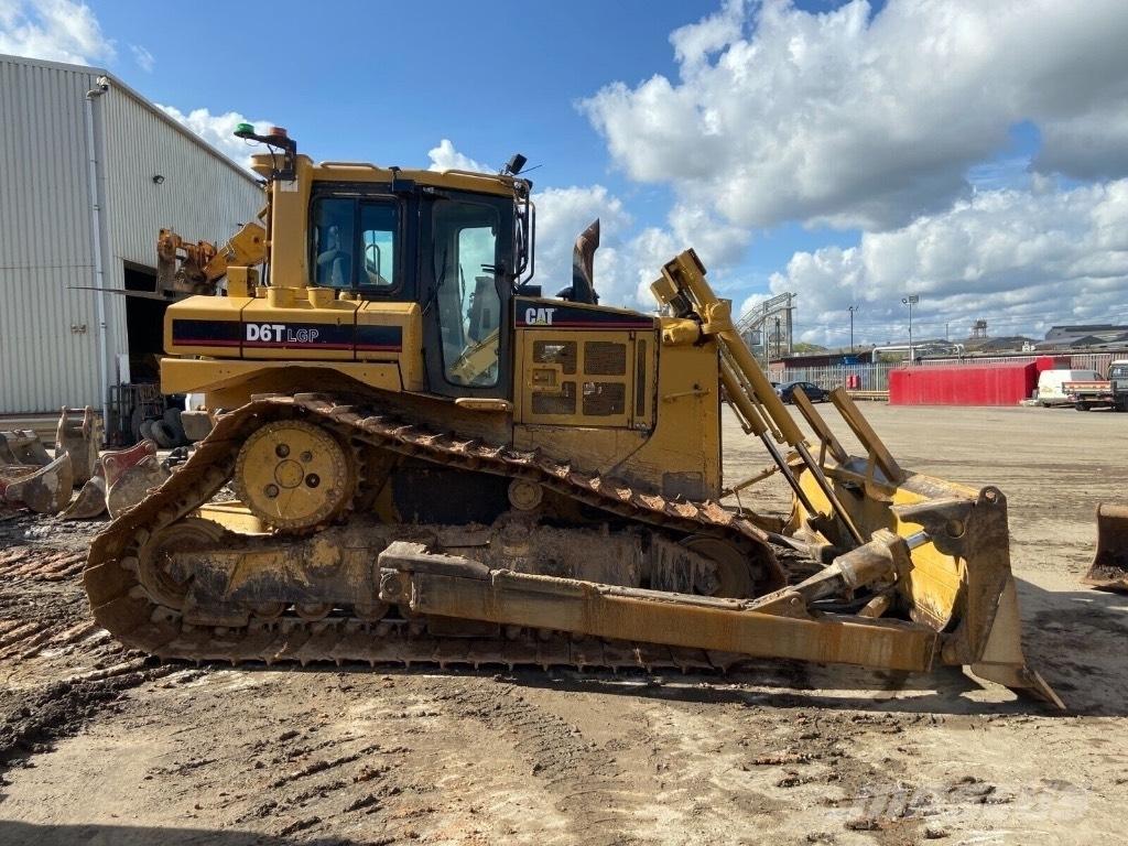 CAT D 6 T LGP Pásové dozéry
