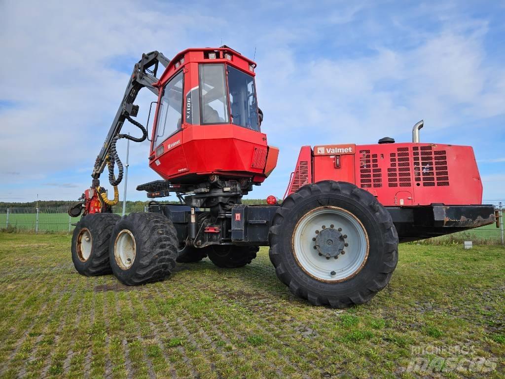 Valmetal 901 ТХ Harvestory
