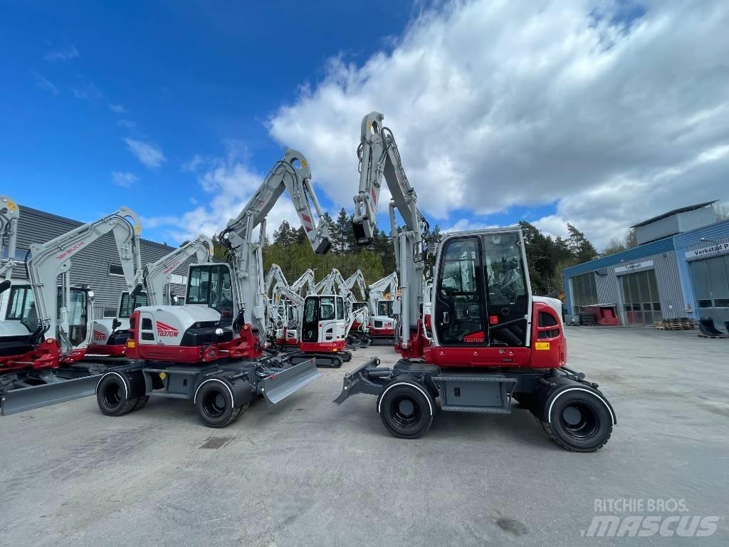 Takeuchi TB 370W Kolesové rýpadlá