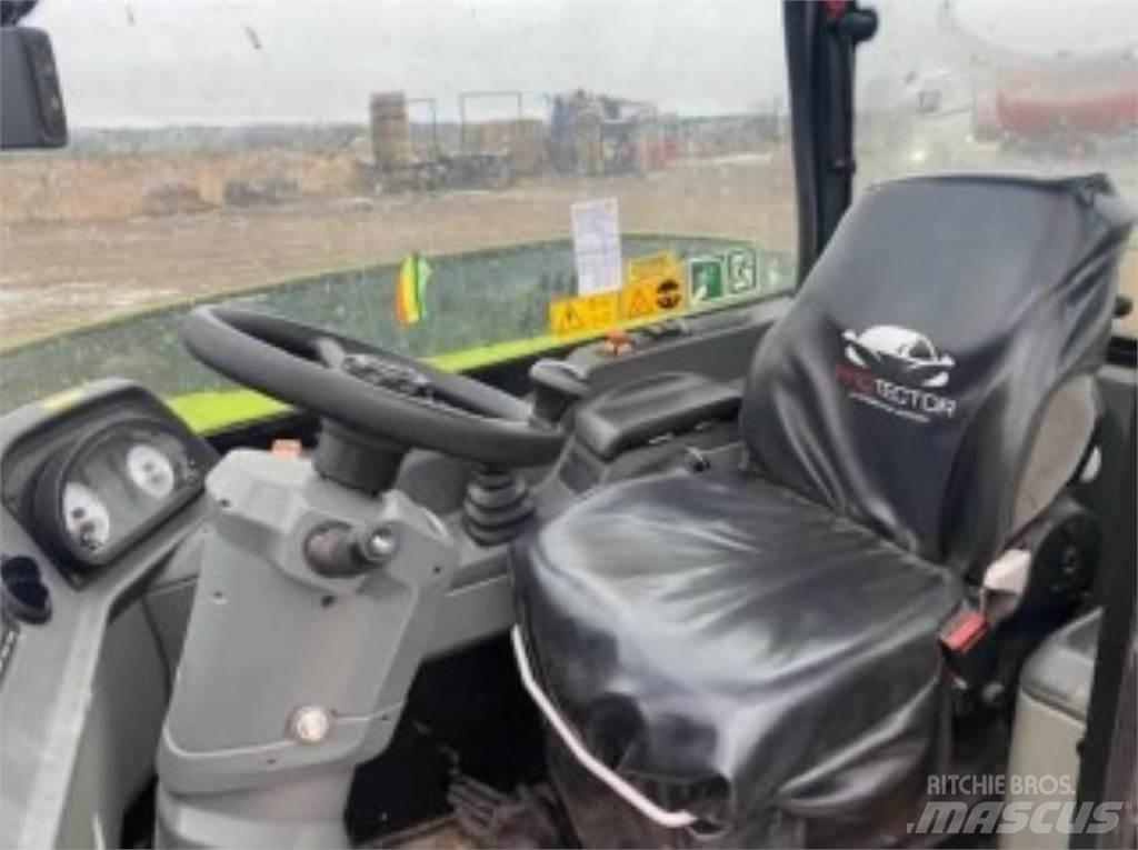 CLAAS 732 Teleskopické nakladače pre poľnohospodárstvo
