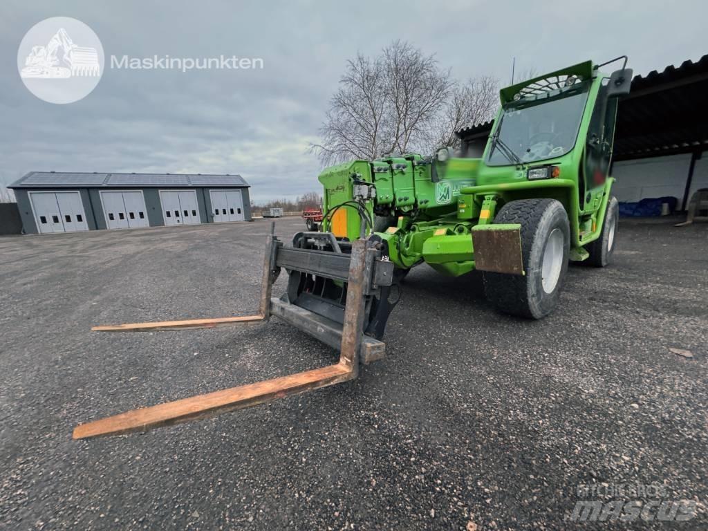 Merlo 40.17 Teleskopické kolesové nakladače
