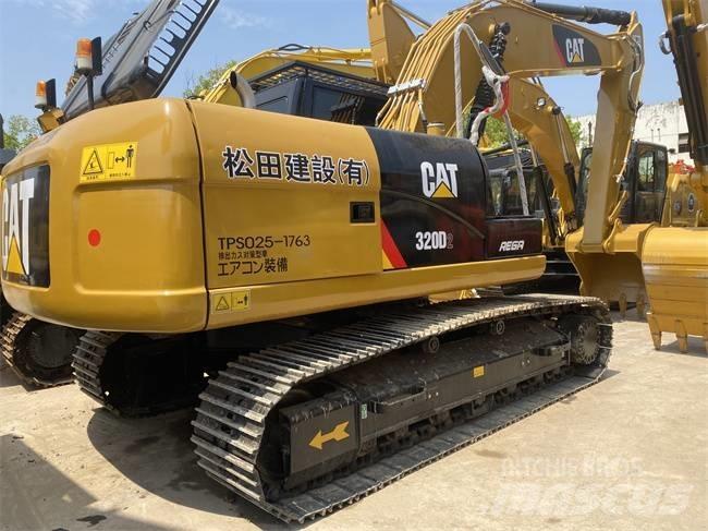 CAT 320 D2 Pásové rýpadlá