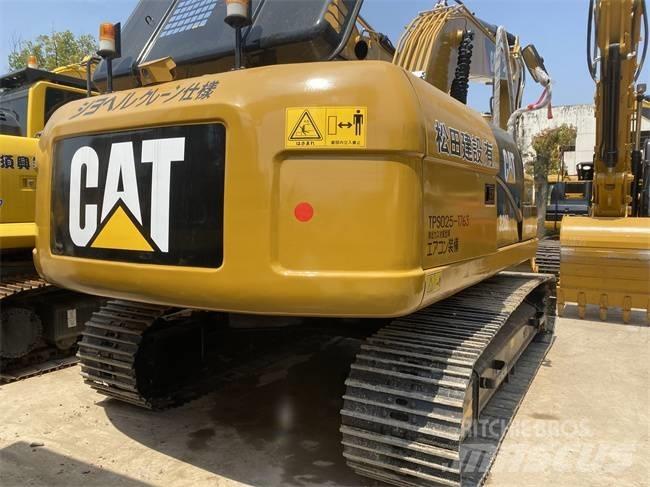 CAT 320 D2 Pásové rýpadlá