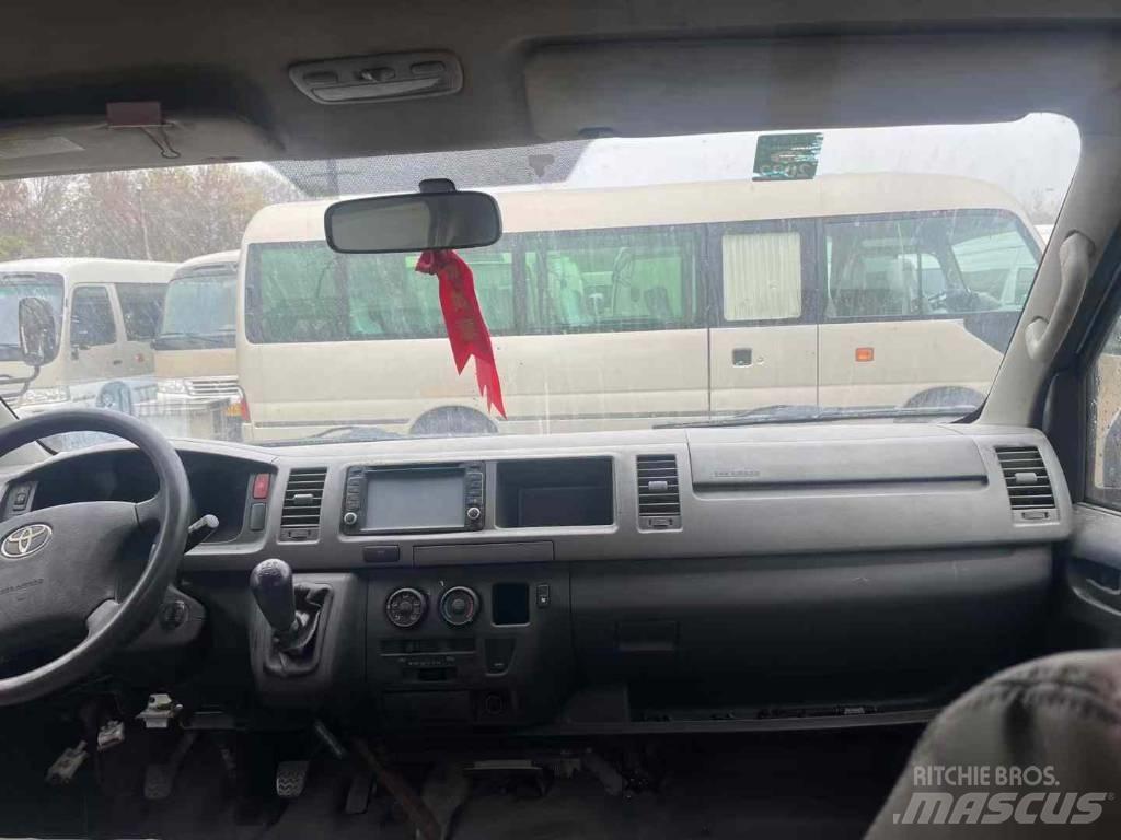 Toyota Hiace Medzimestské autobusy