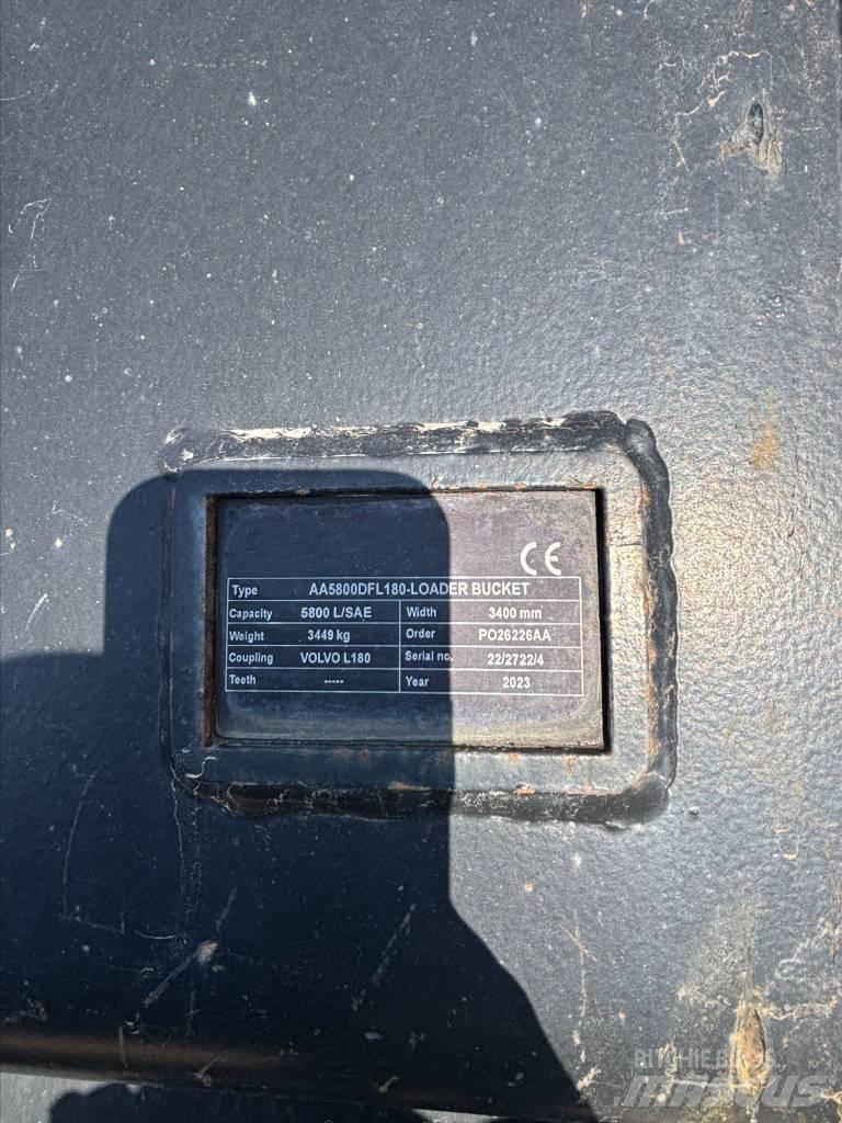 Volvo L180H Kolesové nakladače