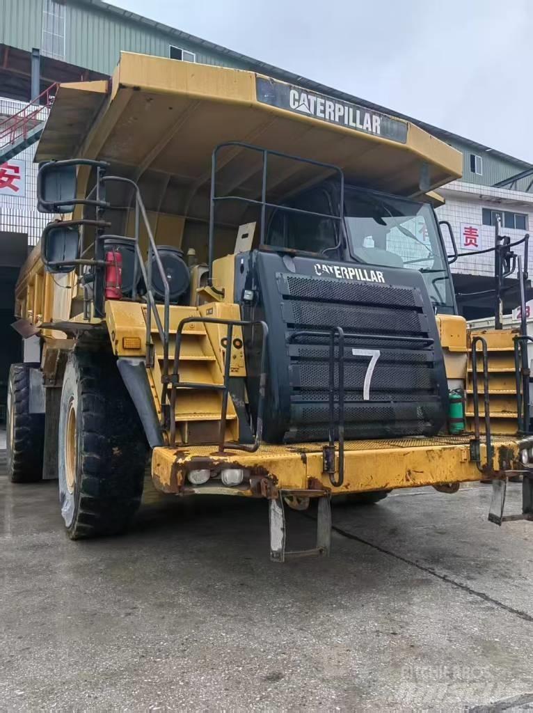 CAT 777E Kĺbové nákladné autá
