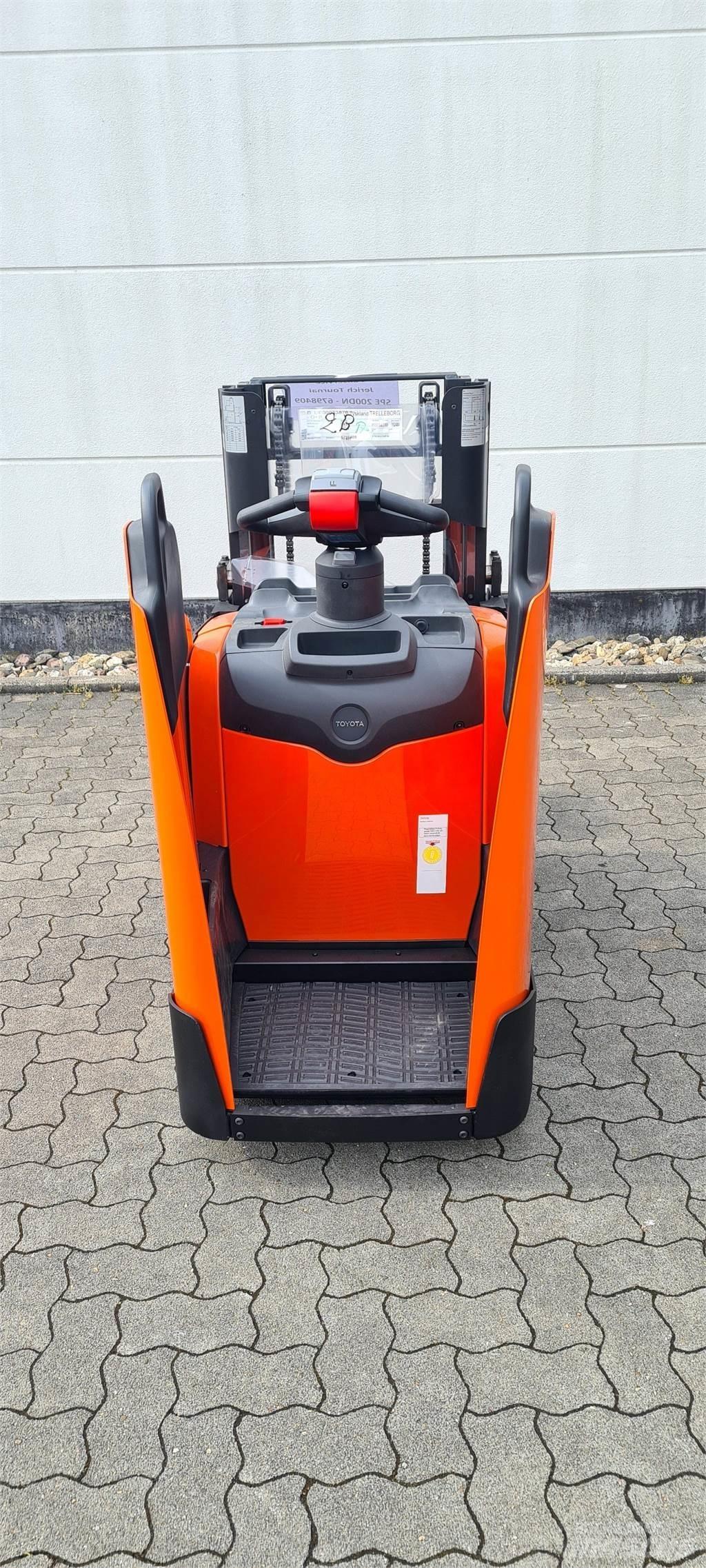 Toyota BT SPE200D Ručne vedené vysokozdvižné vozíky
