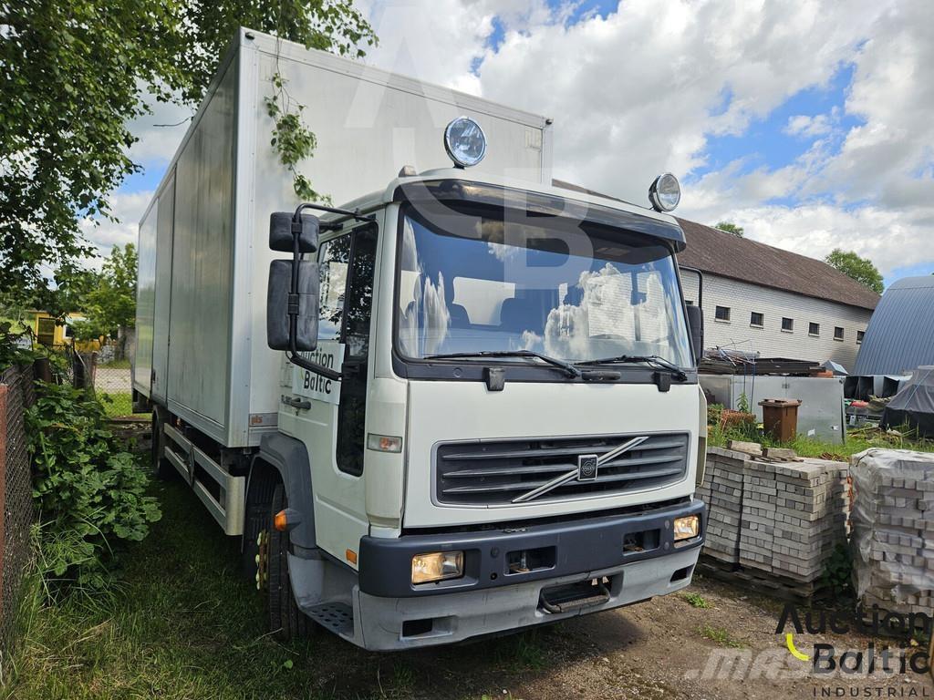 Volvo FL615 Skriňová nadstavba