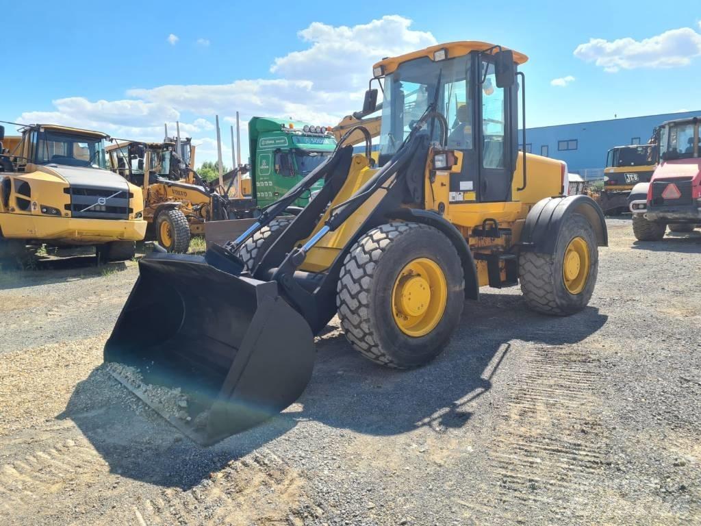 JCB 416HT Kolesové nakladače