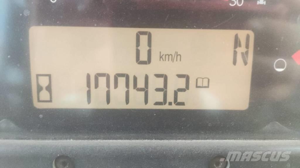 CAT 140 M Grejdery