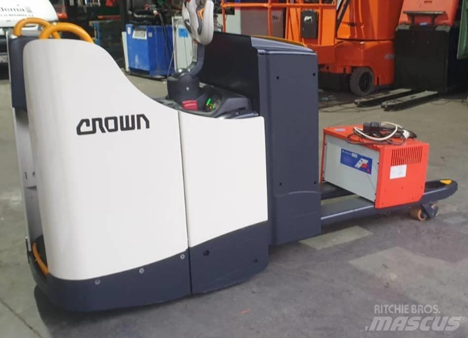 Crown WT 3040 Nízkozdvižný vozík s plošinou