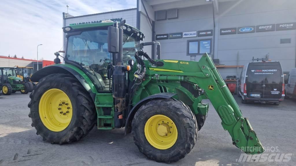 John Deere 6130 R Traktory