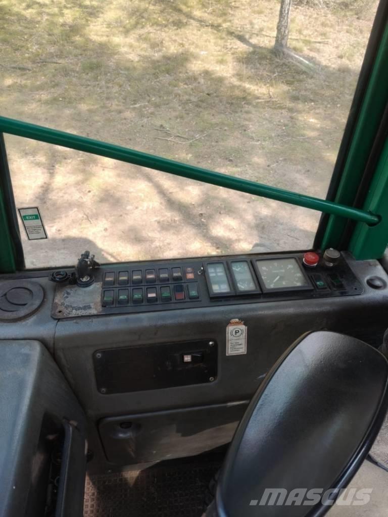 Timberjack 1010D Lesné traktory