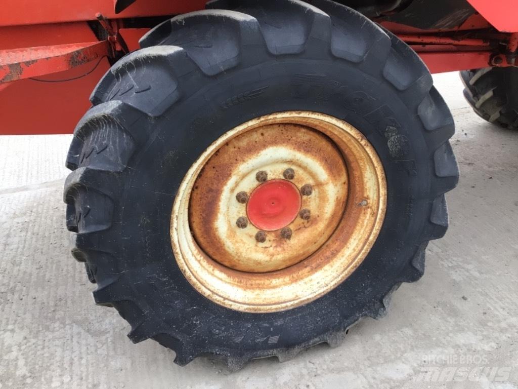 Bateman RB25 SPRAYER Samohybné postrekovače