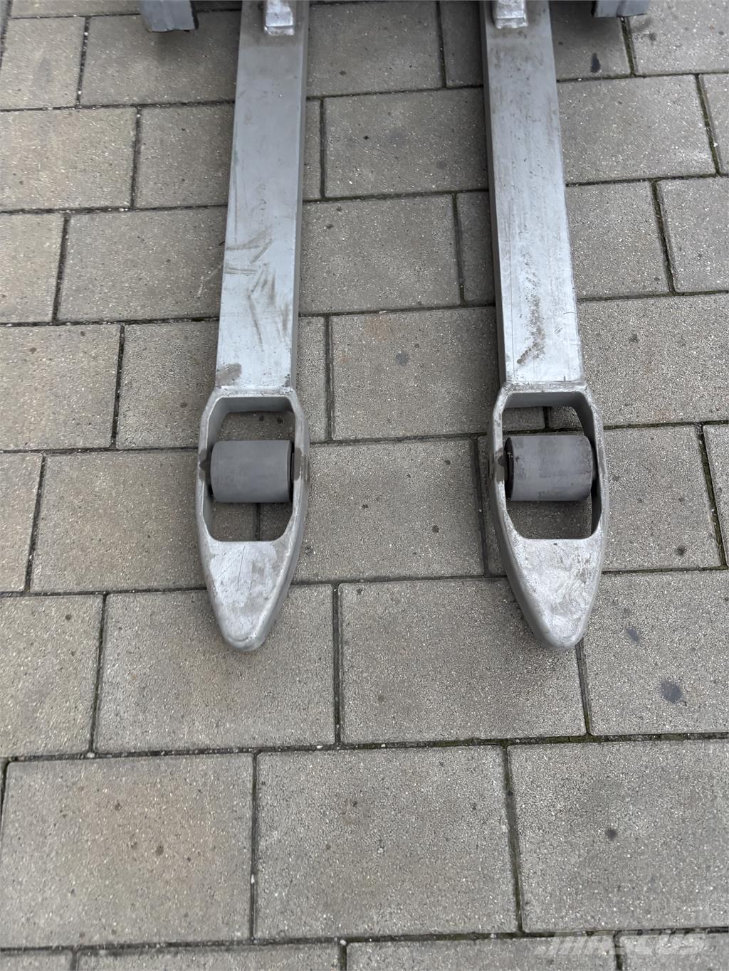 Still EXV 10 Samohybné vozíky