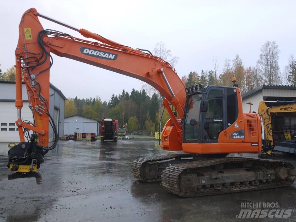 Doosan DX 235 LCR Pásové rýpadlá