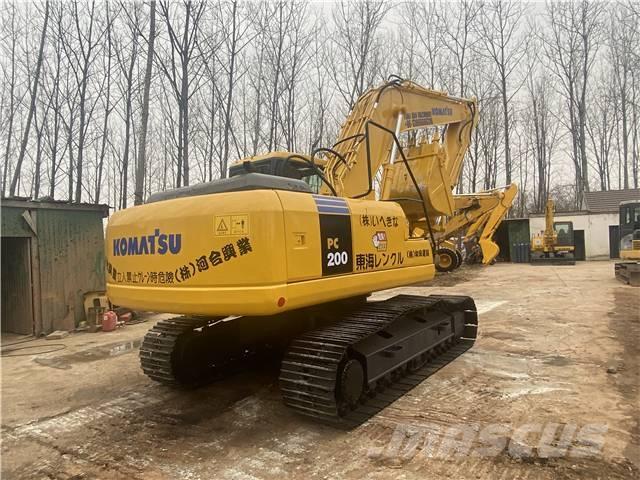 Komatsu pc200-7 Pásové rýpadlá