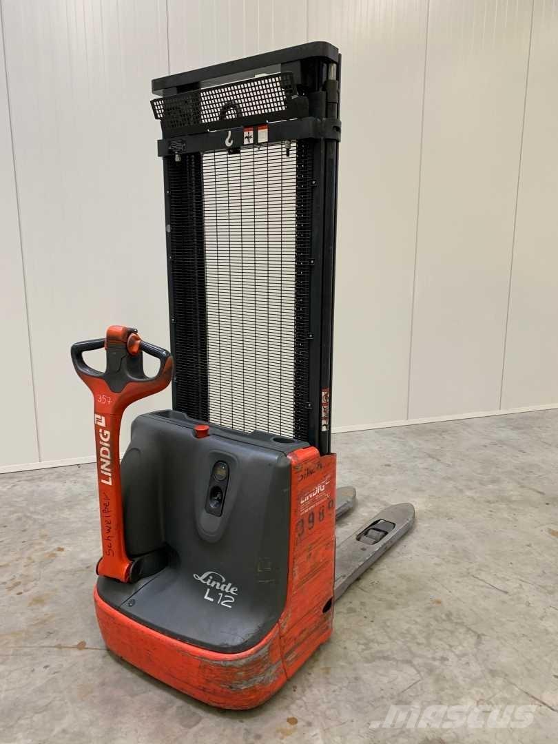 Linde L12 Samohybné vozíky