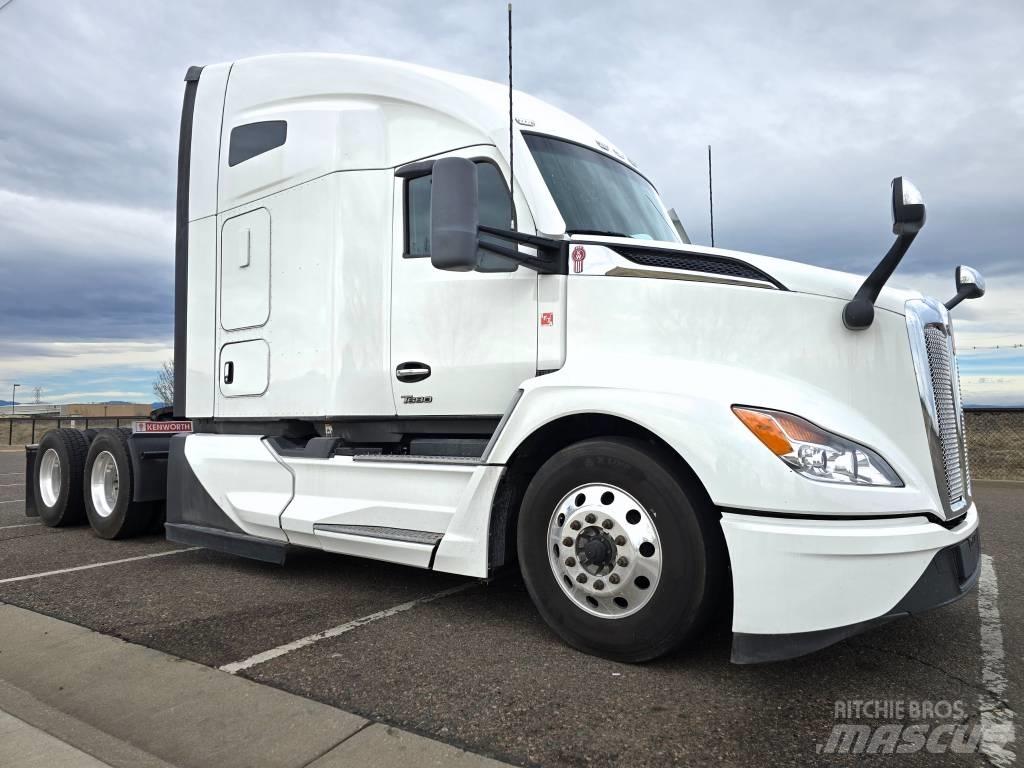 Kenworth T 680 Ťahače