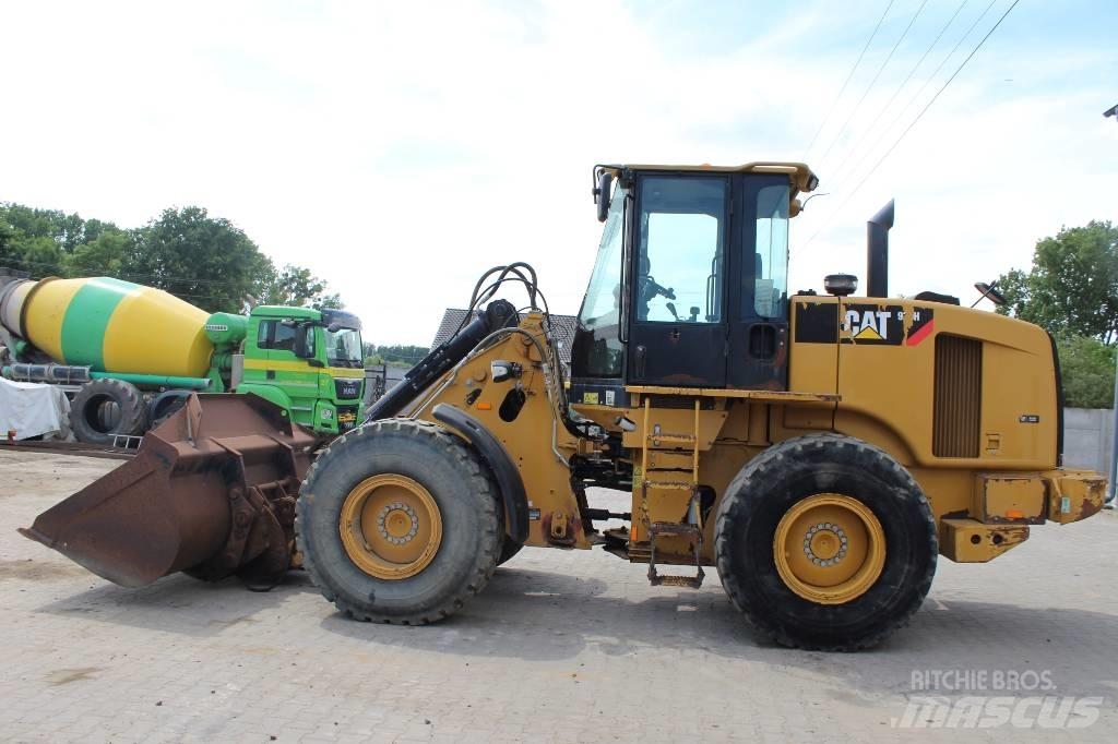 CAT 930 H Kolesové nakladače